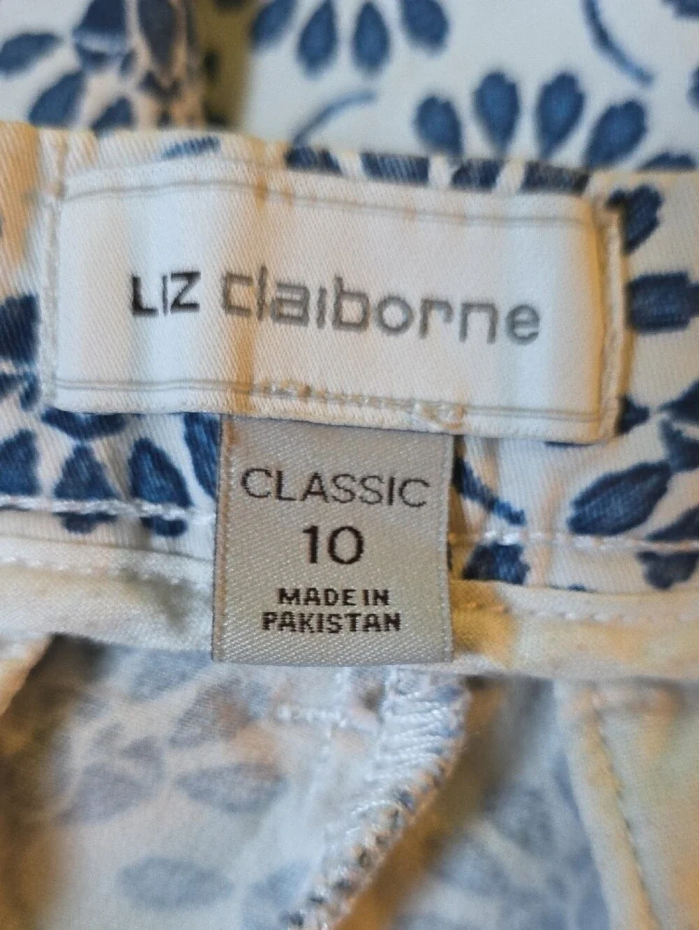 Liz Claiborne White and Blue Floral Bermuda Shorts